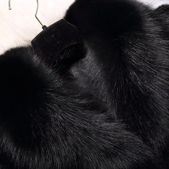 Luxury Big Full pelt Rabbit Fur Coat - Picture 4 of 6